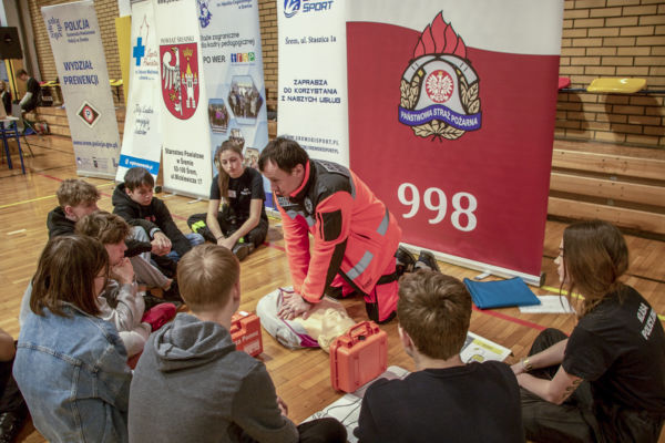 Turniej Pierwszej Pomocy „Już 8klasista wie, jak życie ratuje się” fotorelacja