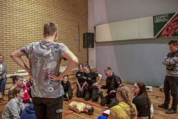 Turniej Pierwszej Pomocy „Już 8klasista wie, jak życie ratuje się” fotorelacja