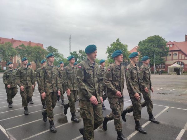 Święto 6 batalionu dowodzenia Sił Powietrznych w Śremie - Korpus Kadetów ZST