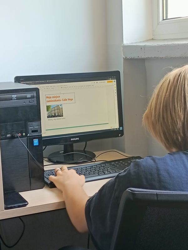 Mobilność osób uczących się i kadry (KA121-VET) Projekt numer 2021-1-PL01-KA122-VET-000017142 "Uczeń w strefie nowych technologii"