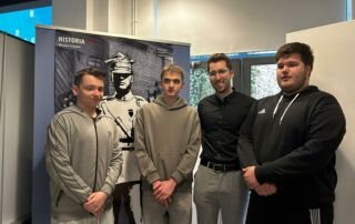 uczniowie ZST w Śremie mieli okazję uczestniczyć w warsztatach historycznych zatytułowanych „Szlak Nadziei”