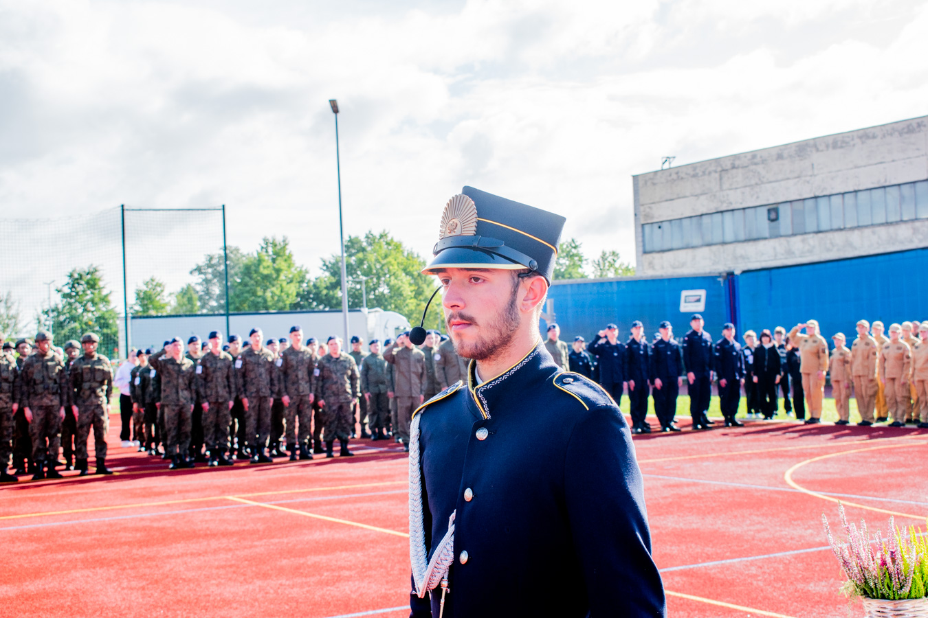 _DSC0051 uroczystość oficjalnego otwarcia oddziałów mundurowych połączona ze ślubowaniem klas pierwszych