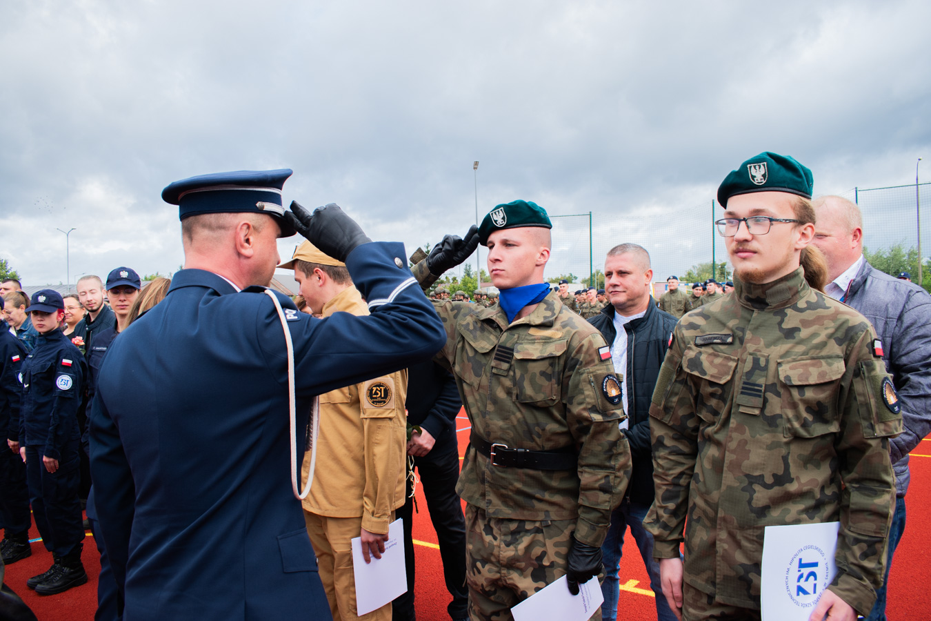DSC_0155 uroczystość oficjalnego otwarcia oddziałów mundurowych połączona ze ślubowaniem klas pierwszych